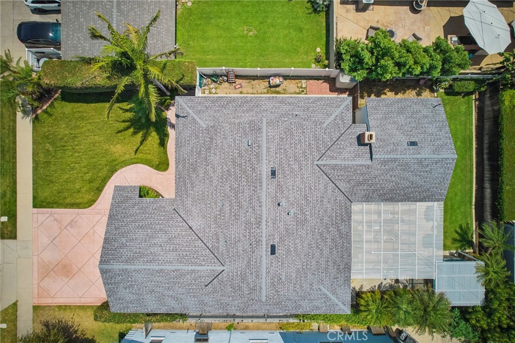https://media.crmls.org/medias/9f1804d2-3323-4a2d-8156-7ef015f58603.jpg?preset=X-Large