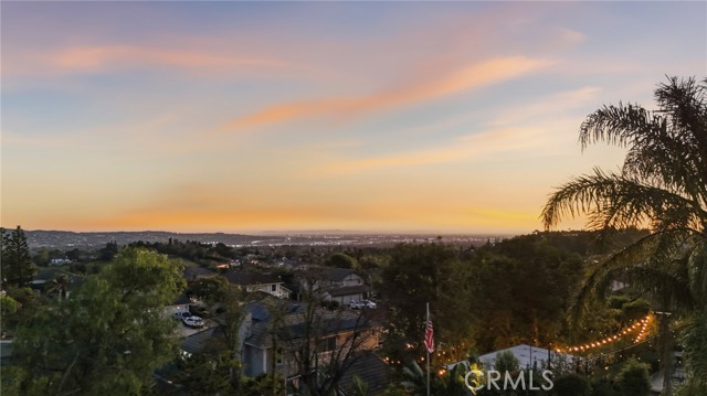 Detail Gallery Image 2 of 52 For 21060 Eagles Nest, Yorba Linda,  CA 92886 - 5 Beds | 3 Baths