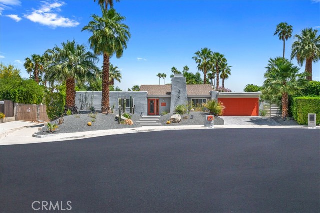 Detail Gallery Image 1 of 1 For 1120 E Louise Dr, Palm Springs,  CA 92262 - 3 Beds | 2 Baths