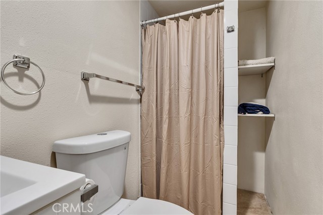 Detail Gallery Image 34 of 44 For 10340 via Apolina, Moreno Valley,  CA 92557 - 4 Beds | 2/1 Baths