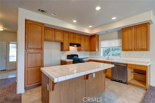 Detail Gallery Image 11 of 47 For 634 Moschitto Ct, Atwater,  CA 95301 - 4 Beds | 2/1 Baths