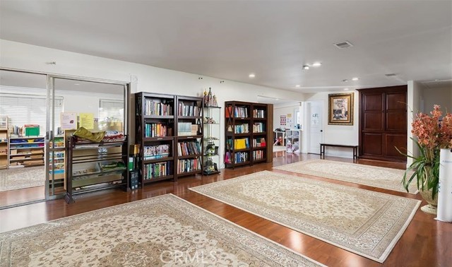 Detail Gallery Image 27 of 31 For 24092 Gemwood Dr, Lake Forest,  CA 92630 - – Beds | – Baths