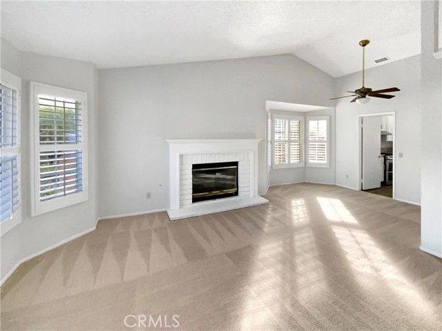 Detail Gallery Image 3 of 18 For 22455 Kinross Ln, Moreno Valley,  CA 92557 - 3 Beds | 2 Baths