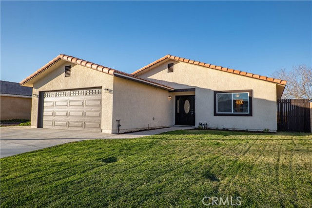 Detail Gallery Image 1 of 1 For 2319 Morningside Ave, Lancaster,  CA 93535 - 4 Beds | 2 Baths