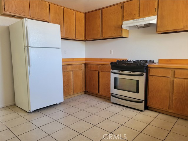5827 Bagley Avenue, 29 Palms CA: https://media.crmls.org/medias/9f1a7b61-2d1d-40d1-8fd3-65ff10fe9c34.jpg