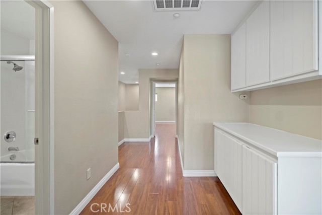 Detail Gallery Image 14 of 42 For 18 Moonstone, Irvine,  CA 92602 - 3 Beds | 2/1 Baths