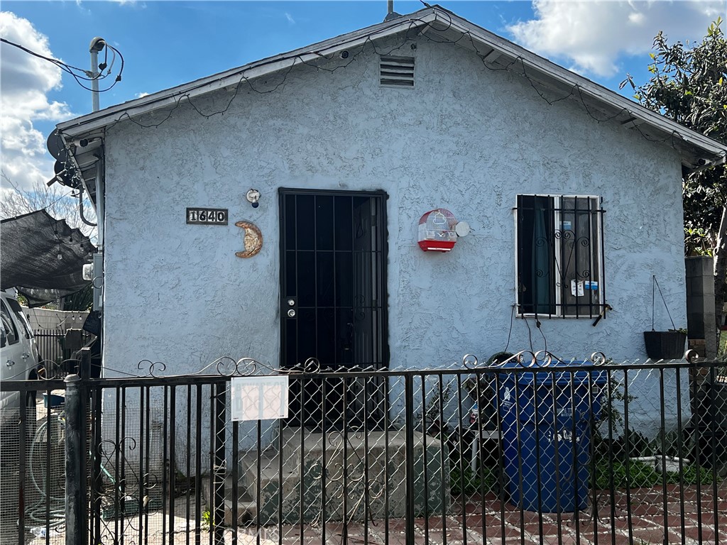 1640 E 109th Street, Los Angeles, CA 90059