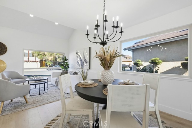 Detail Gallery Image 11 of 48 For 2228 E Nyon Ave, Anaheim,  CA 92806 - 5 Beds | 2/1 Baths