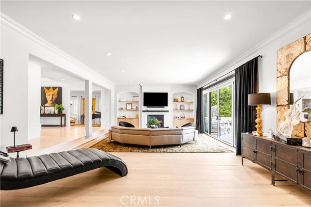 23477 Park Colombo, Calabasas CA: https://media.crmls.org/medias/9f1c38ec-2787-48a9-b786-a50917bf4e3d.jpg