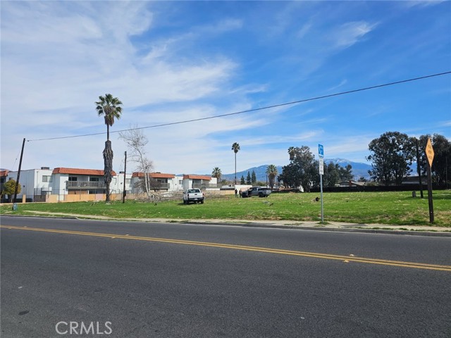 Detail Gallery Image 6 of 6 For 160 S San Jacinto, Hemet,  CA 92543 - – Beds | – Baths