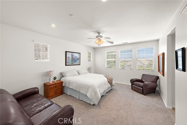 18 Duskywing, Ladera Ranch CA: https://media.crmls.org/medias/9f1dfe2a-fad3-4a67-975a-943556d4cbf2.jpg