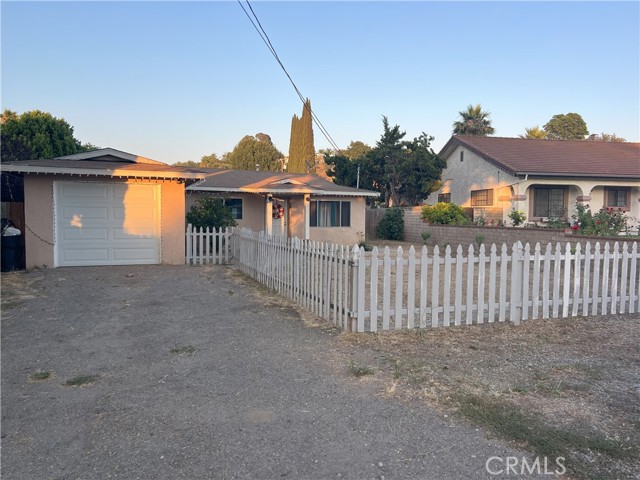 Detail Gallery Image 2 of 13 For 4182 Hitch, Moorpark,  CA 93021 - 3 Beds | 1 Baths