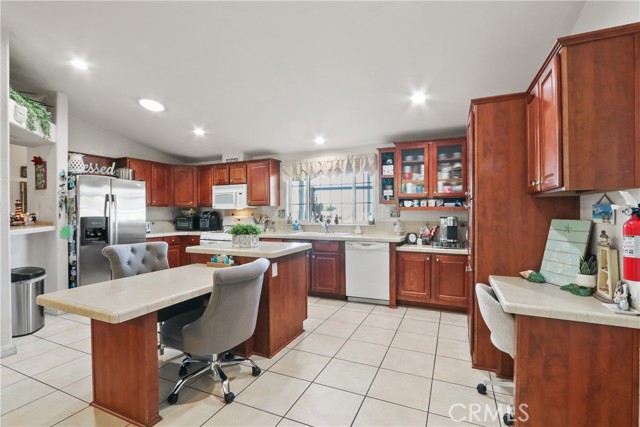 Detail Gallery Image 7 of 22 For 1630 S Barranca Ave #173,  Glendora,  CA 91740 - 3 Beds | 2 Baths