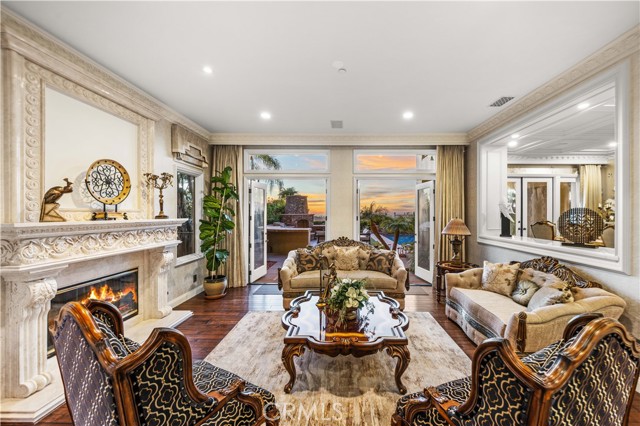 Detail Gallery Image 7 of 55 For 9 Vista Alberi, Newport Coast,  CA 92657 - 6 Beds | 6/1 Baths