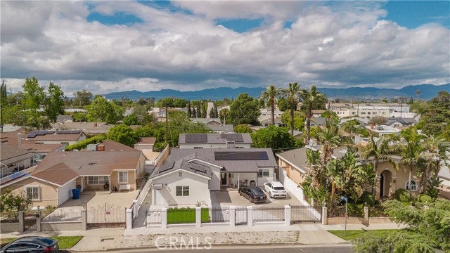 Detail Gallery Image 10 of 51 For 14159 Gault St, Van Nuys,  CA 91405 - 3 Beds | 2 Baths