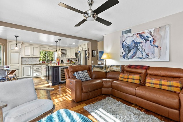 Detail Gallery Image 13 of 37 For 27852 Vicenza Ct, Mission Viejo,  CA 92692 - 3 Beds | 2/1 Baths