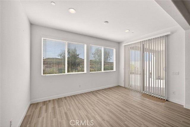 Detail Gallery Image 22 of 75 For 24429 Payton Dr, Lake Elsinore,  CA 92532 - 4 Beds | 3 Baths