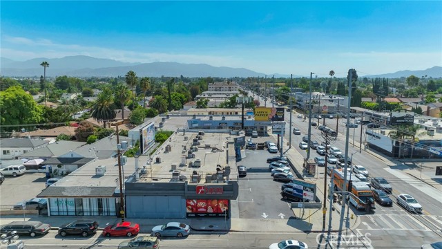  Commercial for Sale in Van Nuys, California