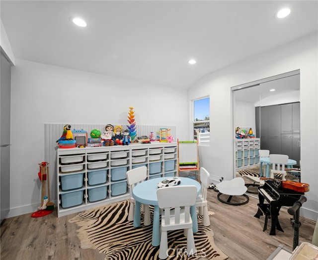 7078 Park Manor photo 19