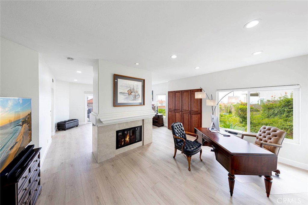 MLS #OC25226847 image #29