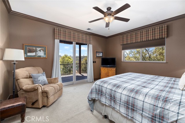39828 Granite Ridge Lane, Bass Lake CA: https://media.crmls.org/medias/9f214b41-1863-4148-b7ce-a4f66e23dace.jpg
