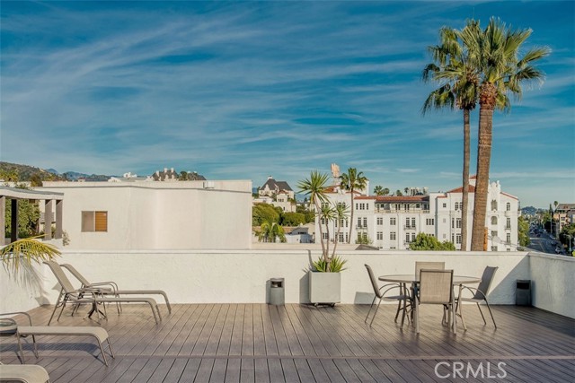 Detail Gallery Image 28 of 36 For 8400 De Longpre Ave #215,  West Hollywood,  CA 90069 - 2 Beds | 2 Baths