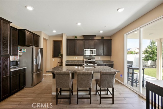 17995 Lacebark Court, San Bernardino CA: https://media.crmls.org/medias/9f24784a-ee0f-486e-9f70-a5def62409f5.jpg
