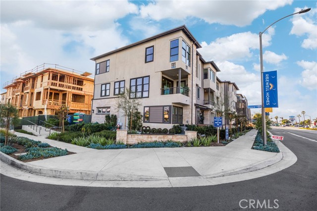 Detail Gallery Image 44 of 62 For 109 S Laxore St #306,  Anaheim,  CA 92804 - 2 Beds | 2/1 Baths