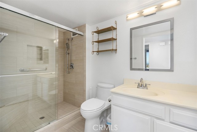 Detail Gallery Image 26 of 54 For 24055 Paseo Del Lago #1303,  Laguna Woods,  CA 92637 - 2 Beds | 2 Baths