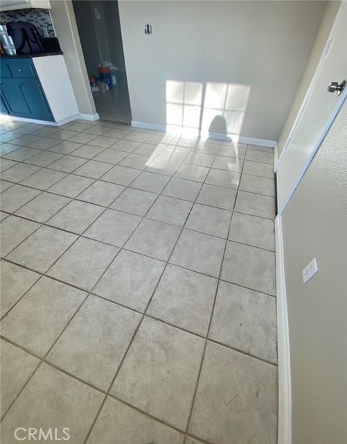 Image 12 of 42 For 23570 Brook Drive