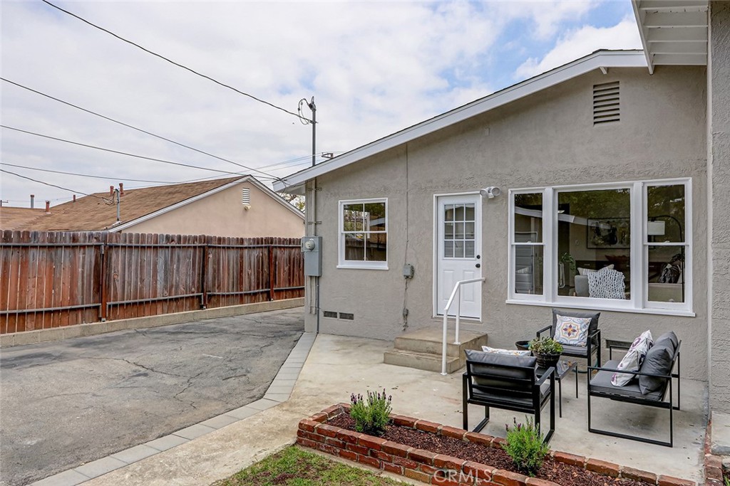 22005 Palos Verdes Boulevard