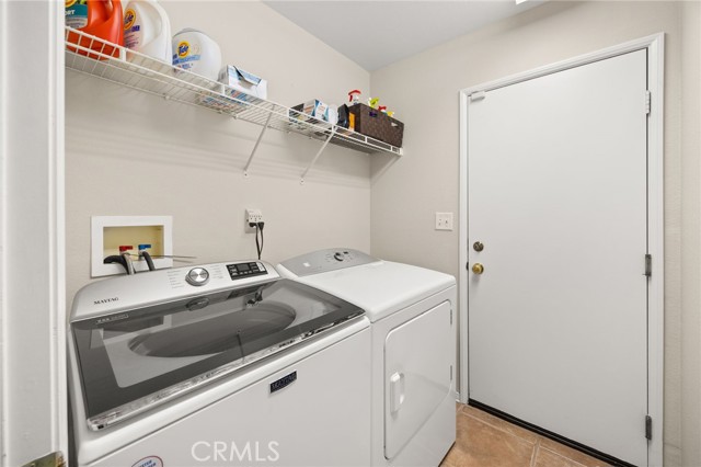 Detail Gallery Image 18 of 21 For 16209 Seminole Way, Fontana,  CA 92336 - 5 Beds | 3/1 Baths