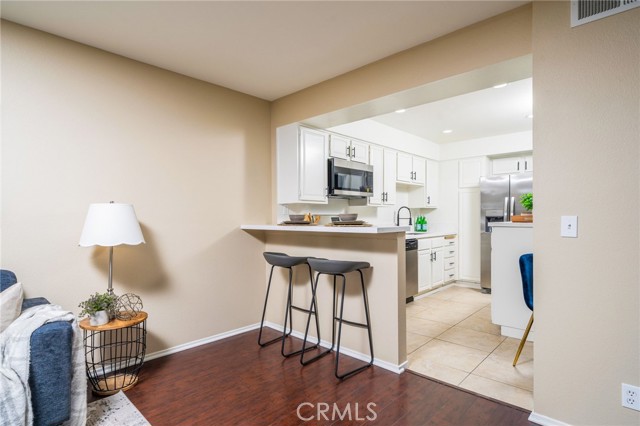 Detail Gallery Image 7 of 25 For 3652 Towne Park Cir, Pomona,  CA 91767 - 3 Beds | 2/1 Baths