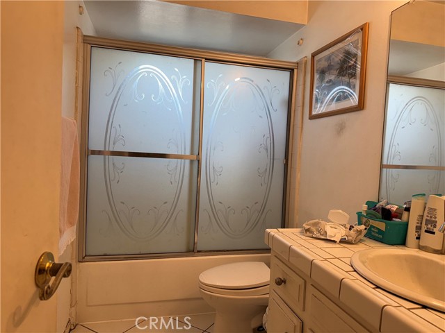 5391 Camino Real, Jurupa Valley CA: https://media.crmls.org/medias/9f2aa481-86c5-404a-8660-955ad9a5f051.jpg