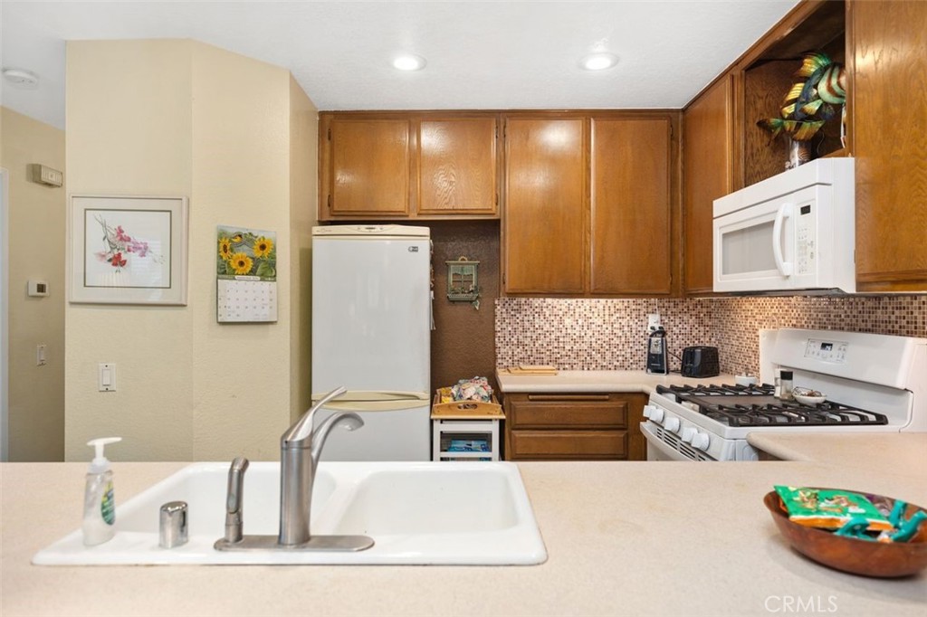 9f2ac8a6 2955 40f7 94d5 5982b1c6a24a