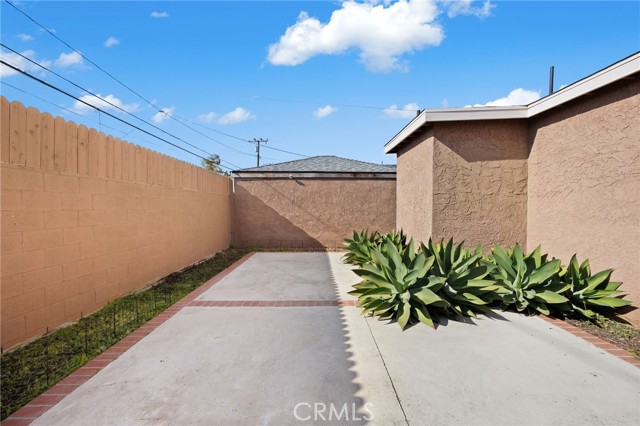 Detail Gallery Image 23 of 26 For 8319 S Van Ness, Inglewood,  CA 90305 - 3 Beds | 2 Baths