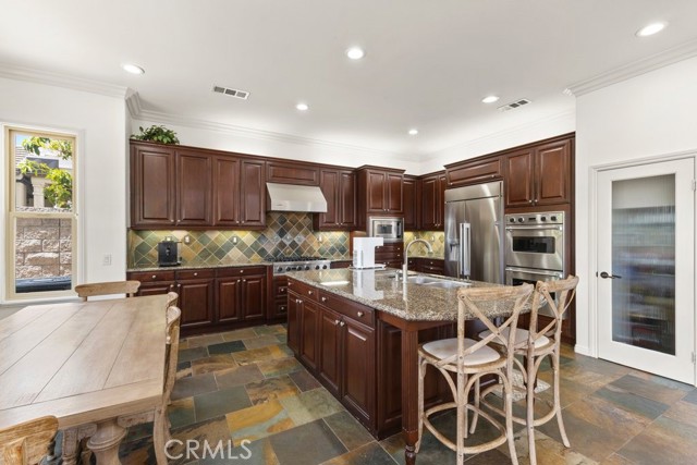 Detail Gallery Image 11 of 48 For 4067 Hoosier Lawn Way, Yorba Linda,  CA 92886 - 4 Beds | 3/1 Baths