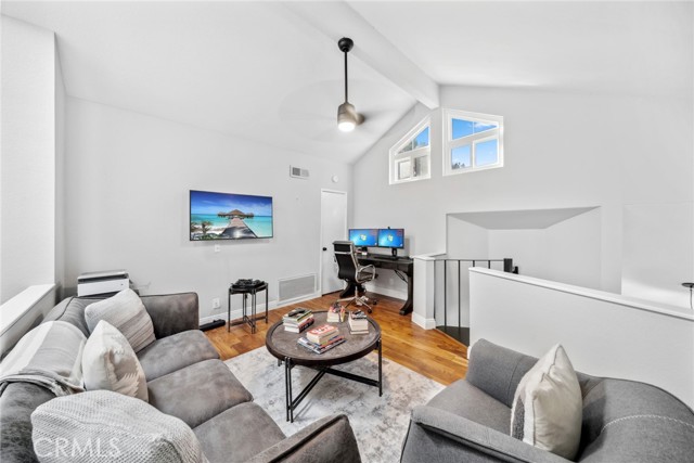 Photo #17: OC23188238 Listing 