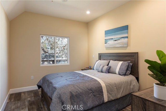 Detail Gallery Image 21 of 29 For 3236 Royal Oaks Dr #2,  Thousand Oaks,  CA 91362 - 3 Beds | 2/1 Baths