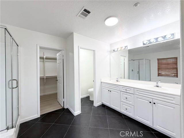 Detail Gallery Image 17 of 26 For 1315 Castledale St, Riverside,  CA 92501 - 5 Beds | 3 Baths