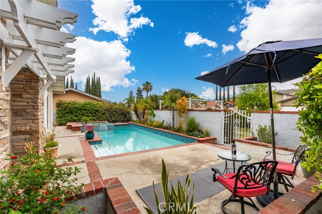 1717 Morning Sun Avenue, Walnut CA: https://media.crmls.org/medias/9f2d6a83-10df-475b-a1f6-b1fad177d44e.jpg
