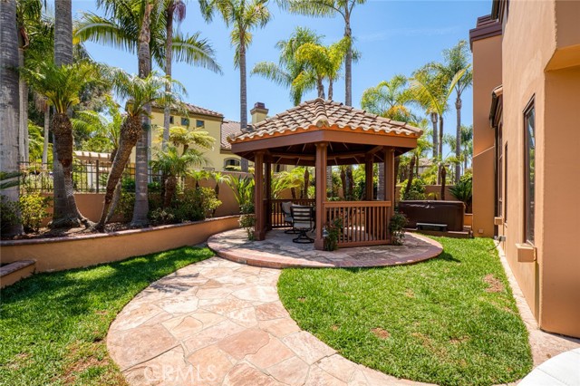 6471 Morningside Drive, Huntington Beach CA: https://media.crmls.org/medias/9f2da6d4-4580-47a3-9d49-fc5dd7382cb4.jpg