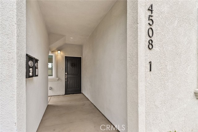 Detail Gallery Image 2 of 25 For 4508 Hedda St #1,  Lakewood,  CA 90712 - 3 Beds | 2 Baths