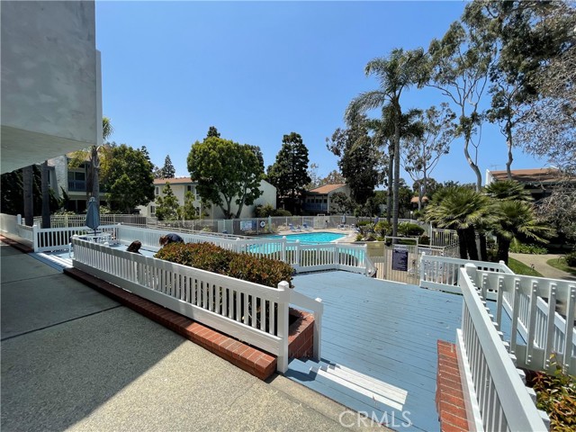 637 S Prospect Avenue, Redondo Beach, California 90277, 2 Bedrooms Bedrooms, ,1 BathroomBathrooms,Residential,Sold,S Prospect,SB23046507