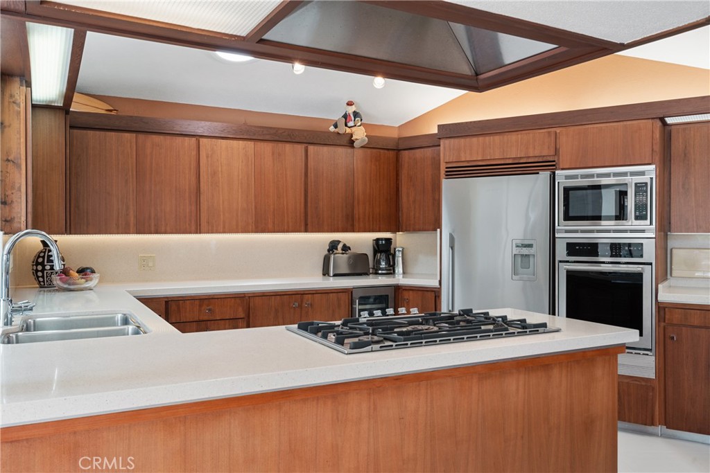 MLS #OC25145923 img 21