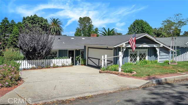 168 Vista Del Parque, Redondo Beach, California 90277, 6 Bedrooms Bedrooms, ,3 BathroomsBathrooms,Residential,Sold,Vista Del Parque,PV22188074