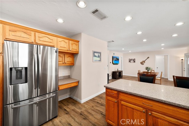 Detail Gallery Image 10 of 34 For 209 Anita Ct, Redlands,  CA 92373 - 3 Beds | 2 Baths