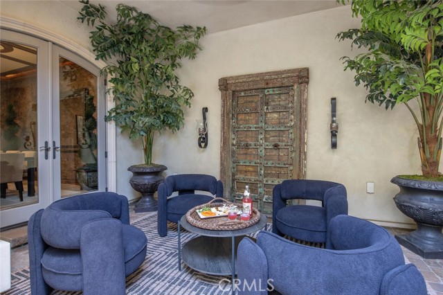 25769 Oak Leaf Court, Valencia CA: https://media.crmls.org/medias/9f3188b1-d4a6-4980-abb0-83f046ac74a4.jpg