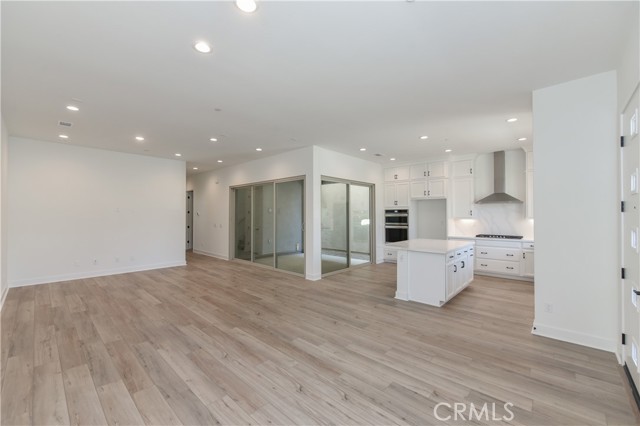 Detail Gallery Image 9 of 39 For 162 Pattern, Irvine,  CA 92618 - 4 Beds | 3 Baths