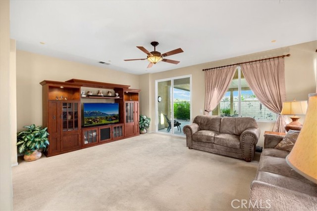 Detail Gallery Image 9 of 36 For 158 Salt Creek, Beaumont,  CA 92223 - 2 Beds | 2 Baths